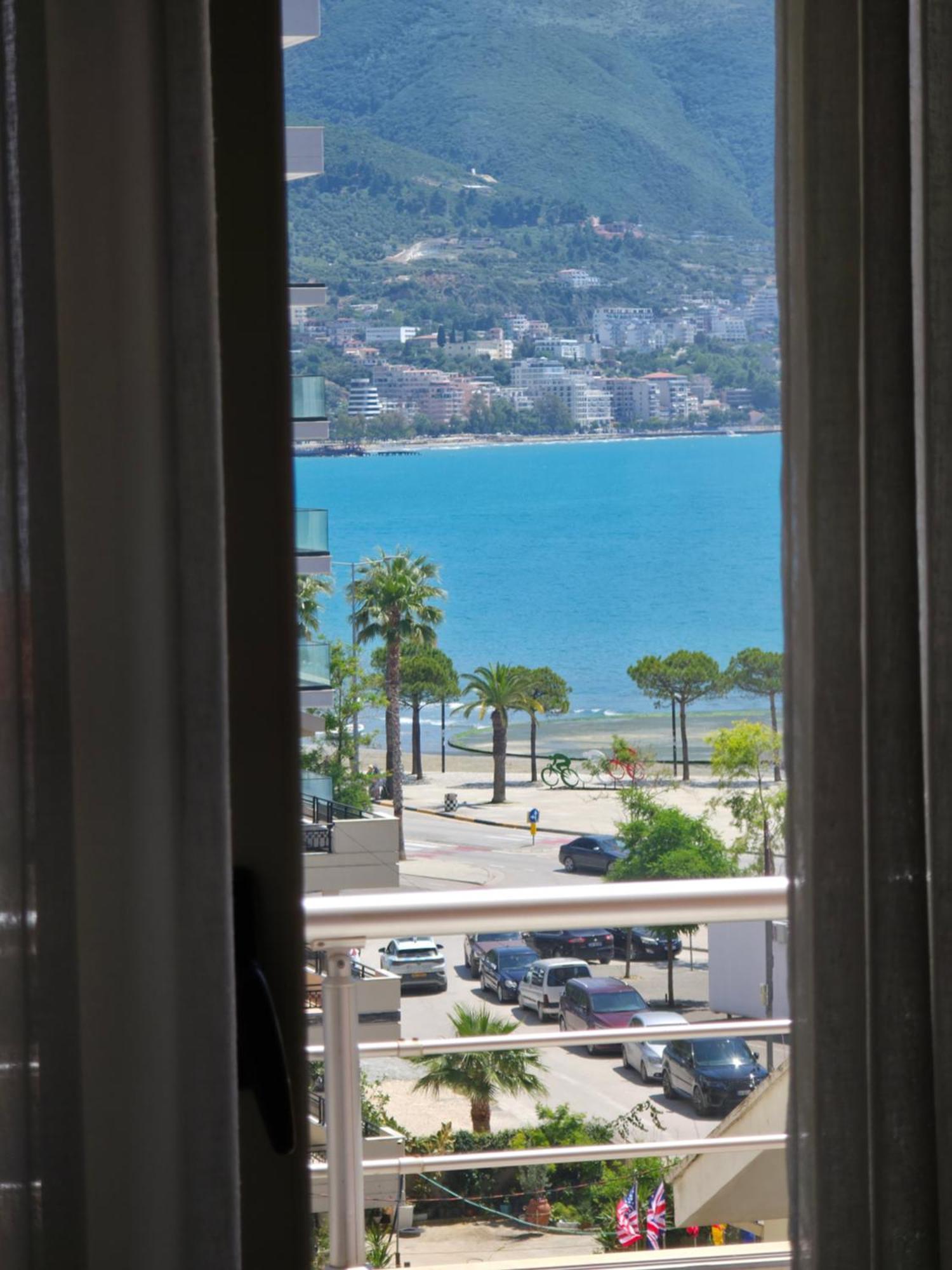 Erin * Vlore